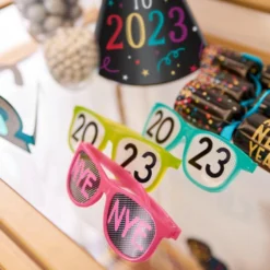 Multicolor New Year's Eve 2023 Plastic Glasses, 8ct -Party Supply Store 949036 02